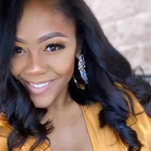 Meet your Posher, Samira